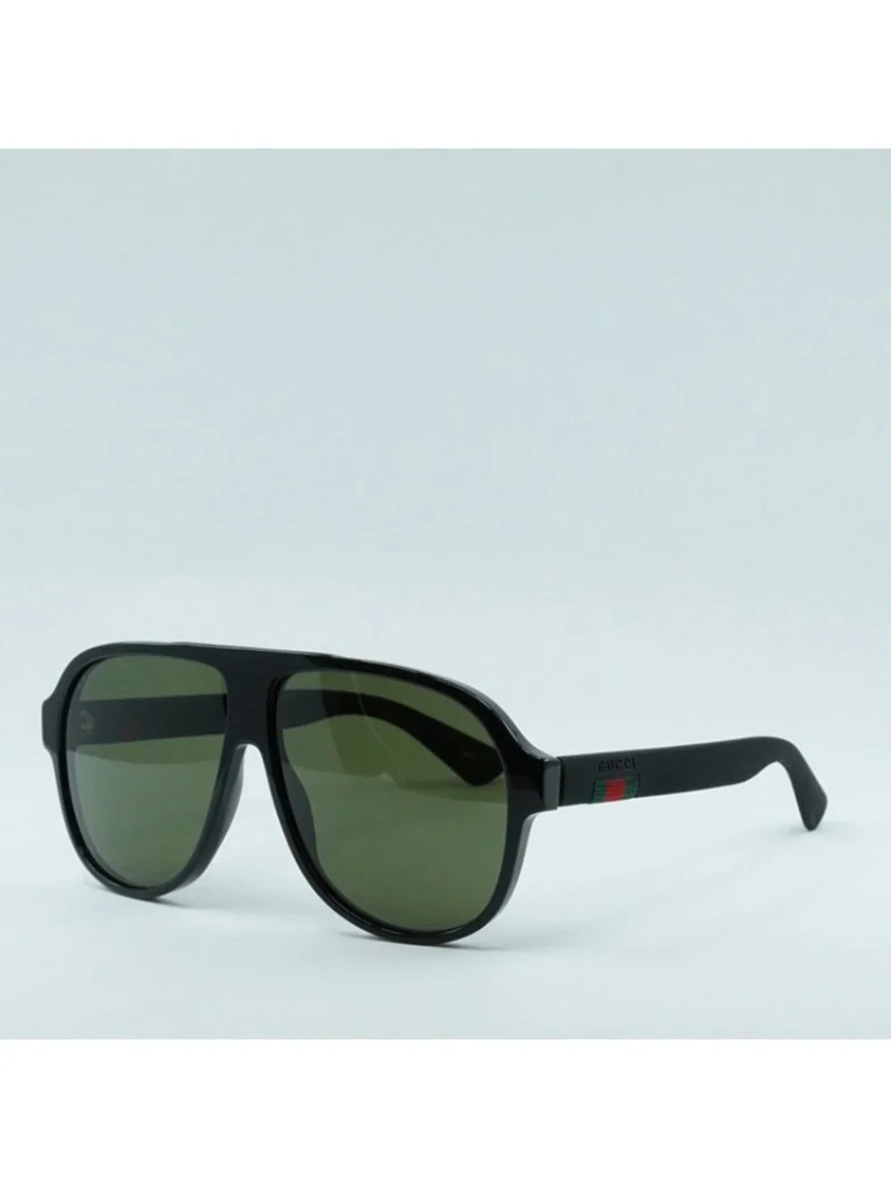 Gucci GG0009S 001 Sunglasses Black Aviator Frame, Green Lenses
